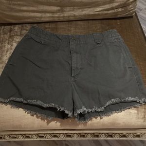 USA classic olive green frayed leg nwot 10 cotton